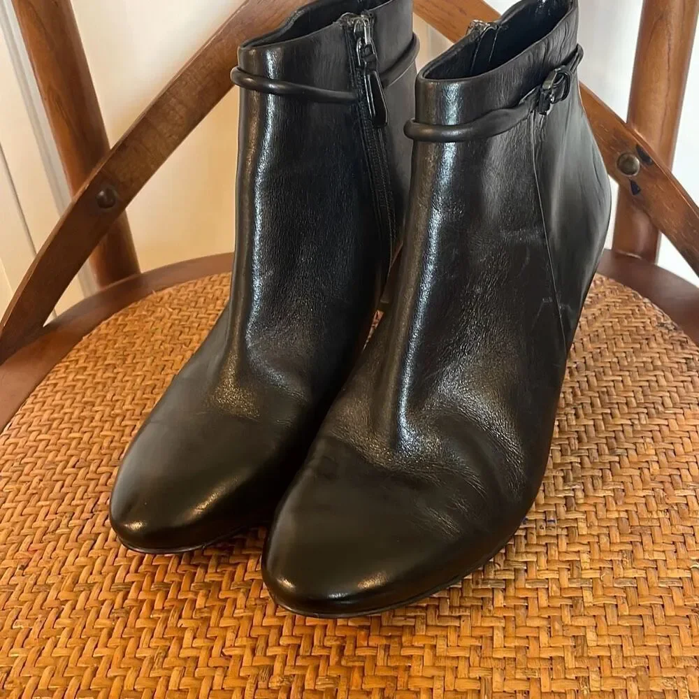 Ecco Black Ankle Boots - Picture 7 of 10
